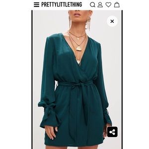 Emerald green dress 💕